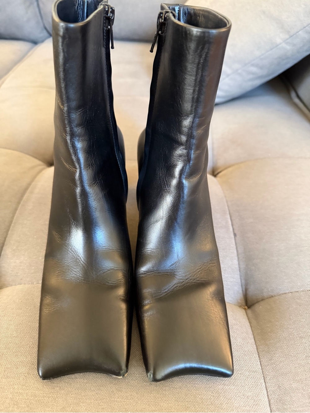 Balenciaga Black Leather Ankle Zip Booties - Picture 6 of 6